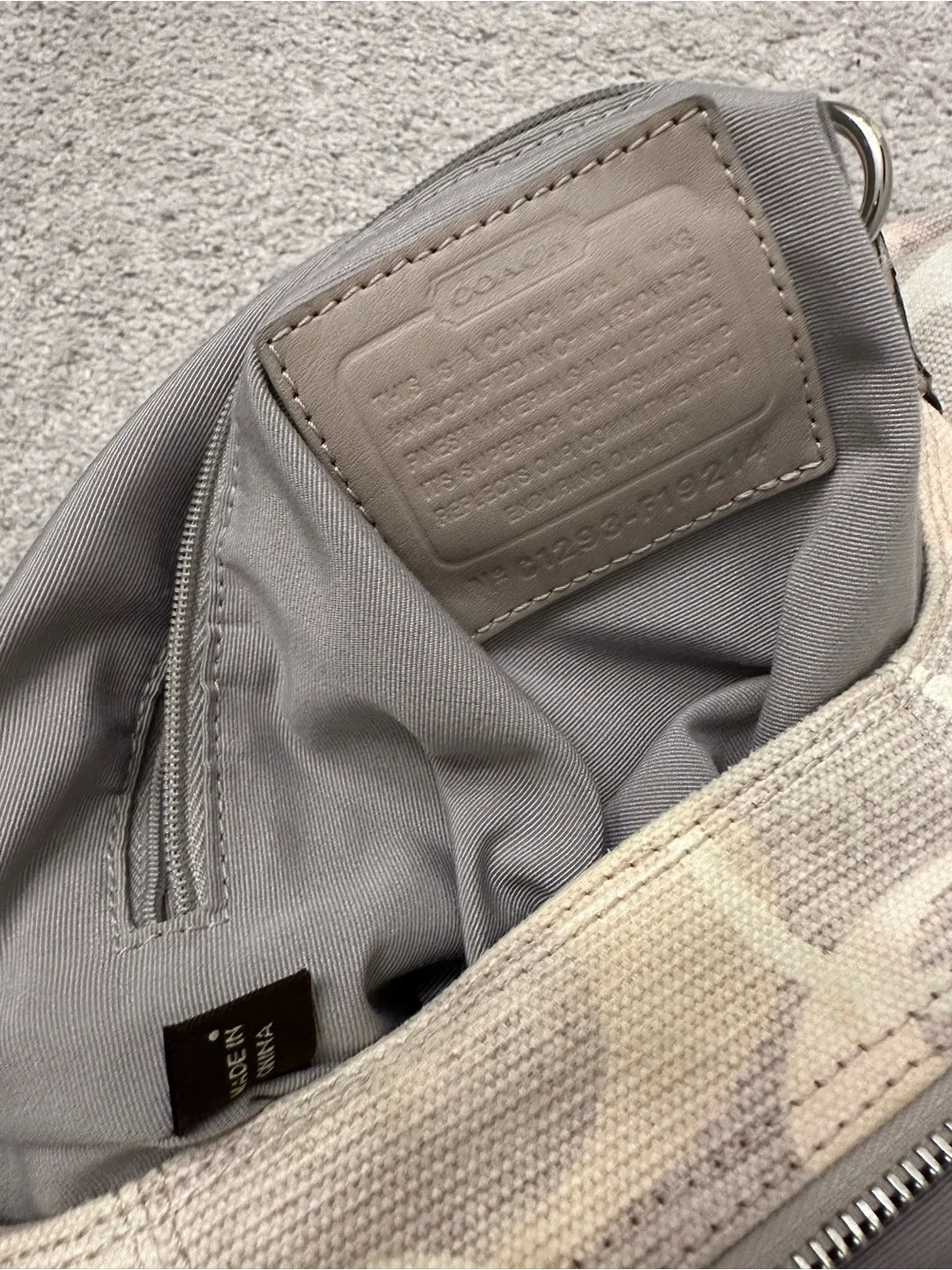 Y2K Coach Soho Optic Lynn Hobo Women’s Shoulder Bag